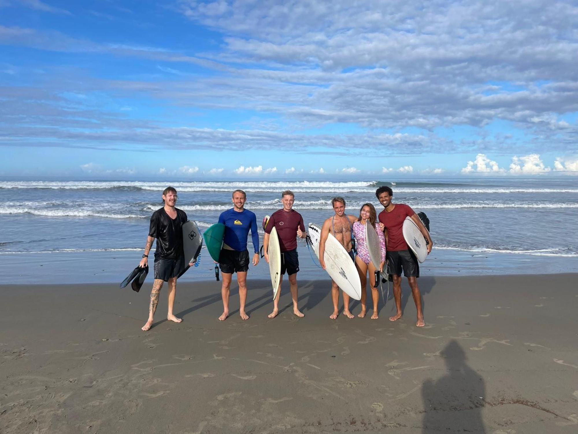 Hermanos Perdidos Surf