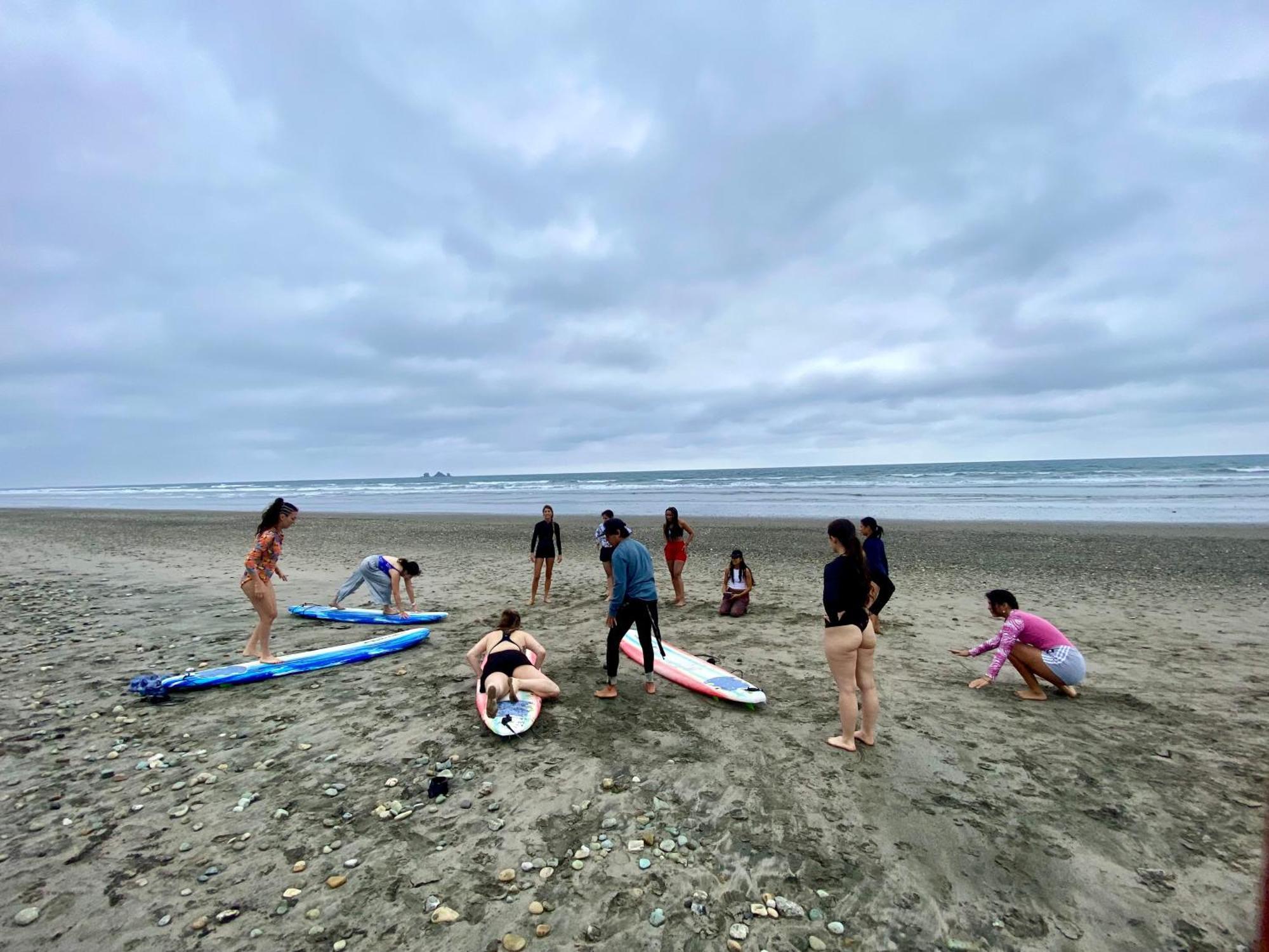 Hostel Hermanos Perdidos Surf