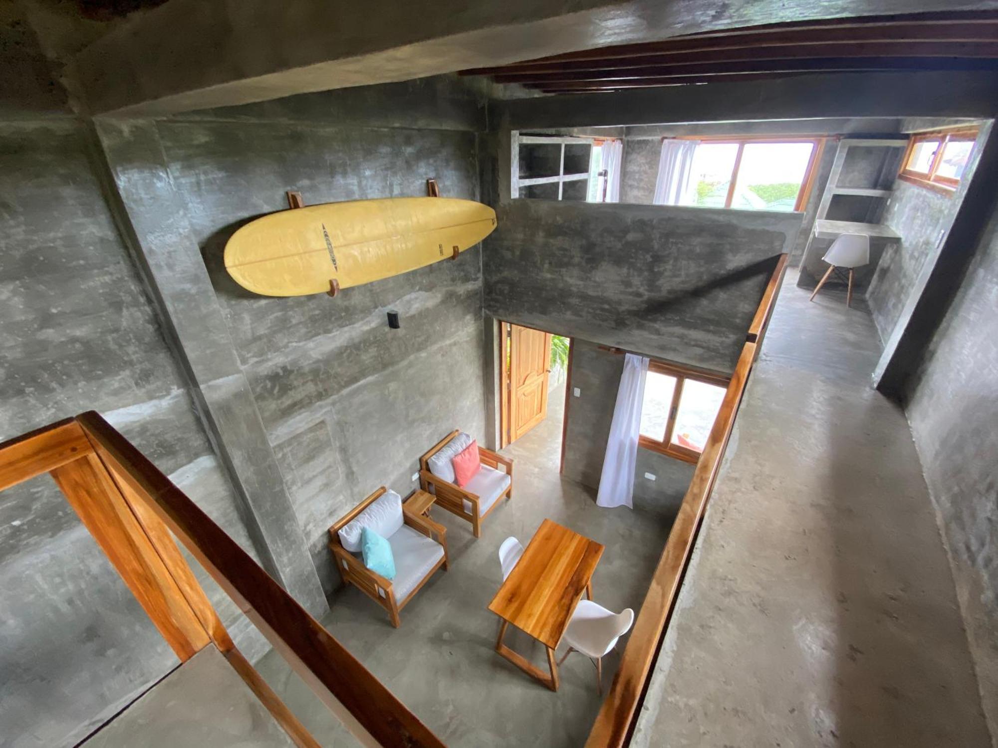Hostel Hermanos Perdidos Surf
