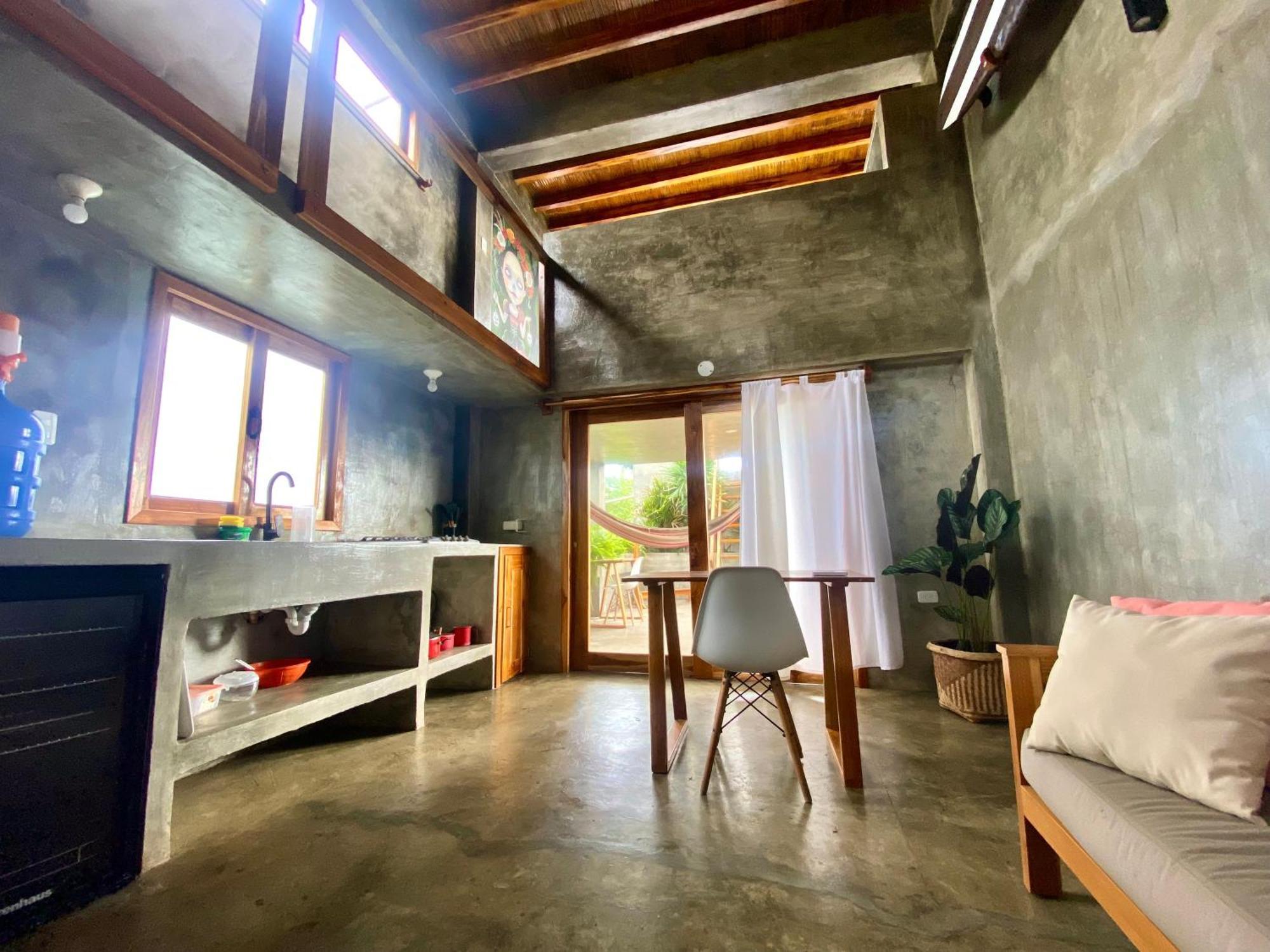 Hostel Hermanos Perdidos Surf